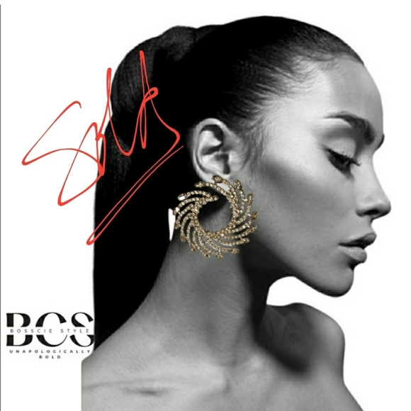 BossCieStyle Jewelry - Silver Starburst Crystal Gemstone Statement Earrings